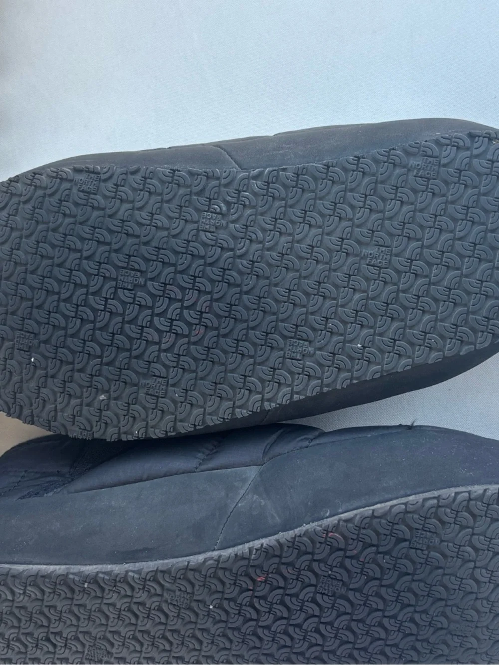 The North Face Kids Black Quilted Slip-On Slippers